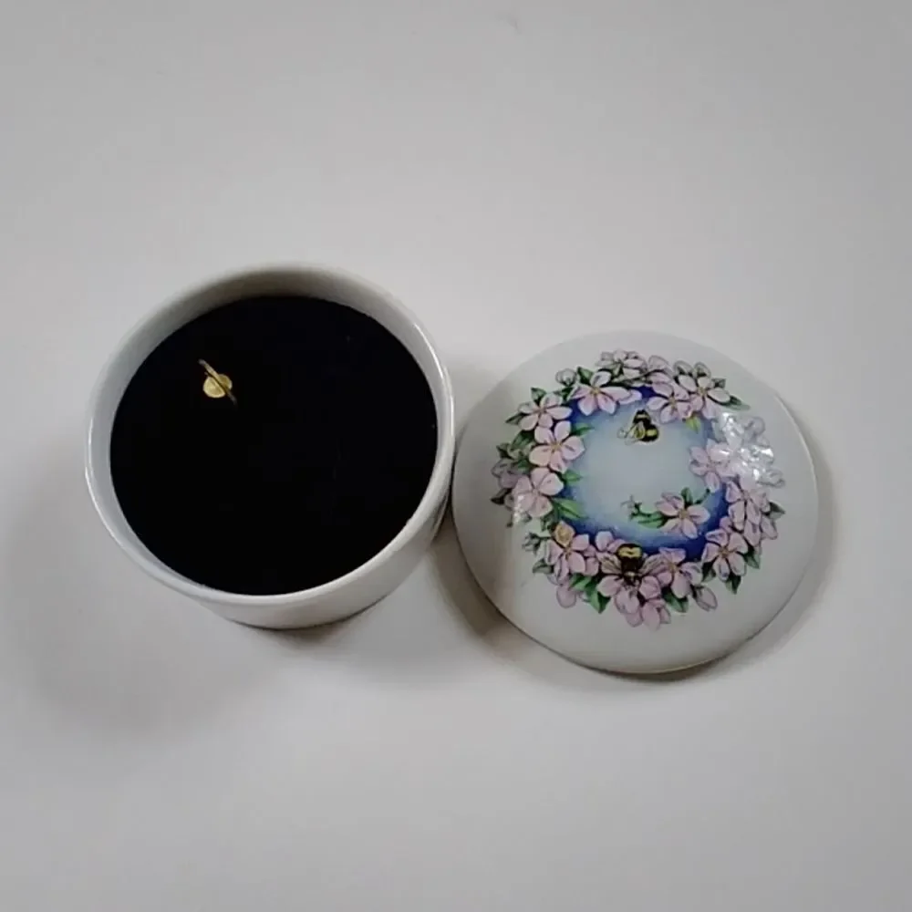 Songs Of Series Fine Porcelain 1985 Heritage House Music Box Series Home